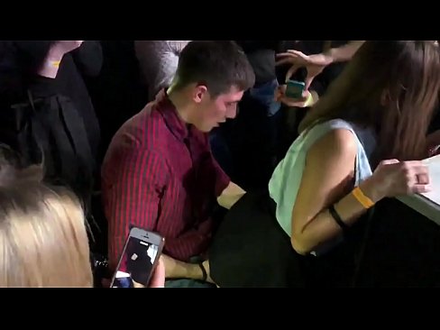 ❤️ ਇੱਕ ਰੂਸੀ ਨਾਈਟ ਕਲੱਬ ਵਿੱਚ ਅਸਲੀ ਸੈਕਸ. ਗੁਦਾ ਅਤੇ ਯੋਨੀ ਵਿੱਚ 18 ਸਾਲ ਦੀ ਉਮਰ ਦੀ ਰੂਸੀ ਕੁੜੀ ਇੱਕ ਨਾਈਟ ਕਲੱਬ ਵਿੱਚ fucked ❤ ਗੁਦਾ ਪੋਰਨ ﹏